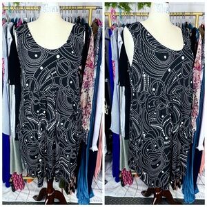 👗 |•J VALDI•| Pretty Black & White Stretch Dress